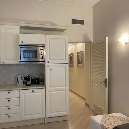 Downtown Apartment *