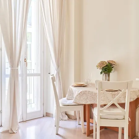 Downtown Lägenhet *